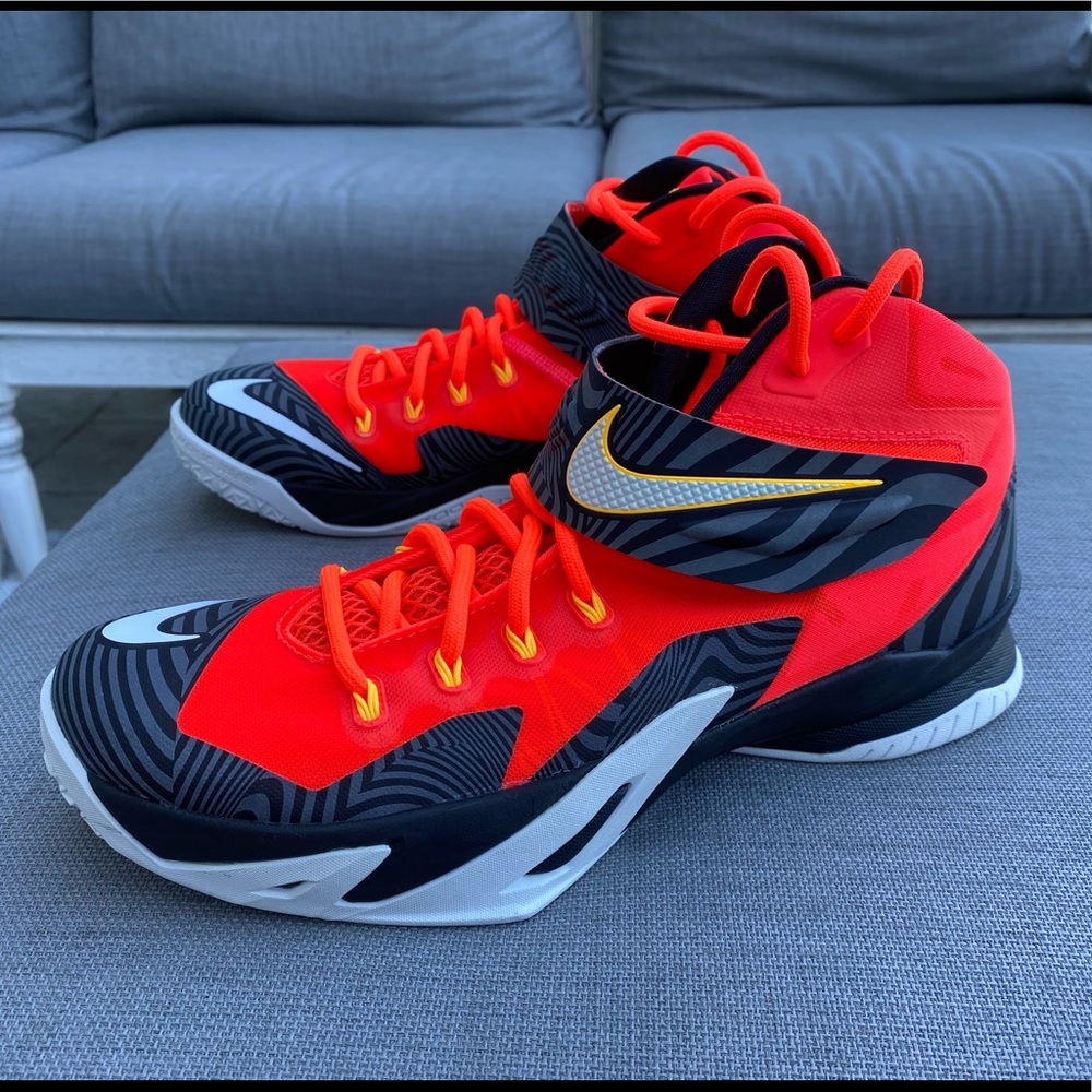 Nike Zoom Lebron Basketball Shoes